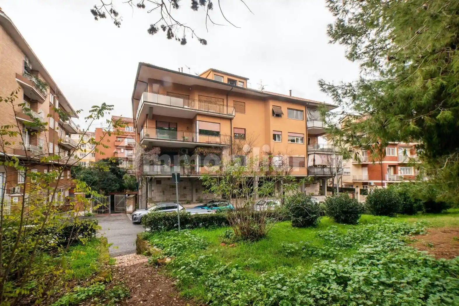 Appartamento in vendita a Roma