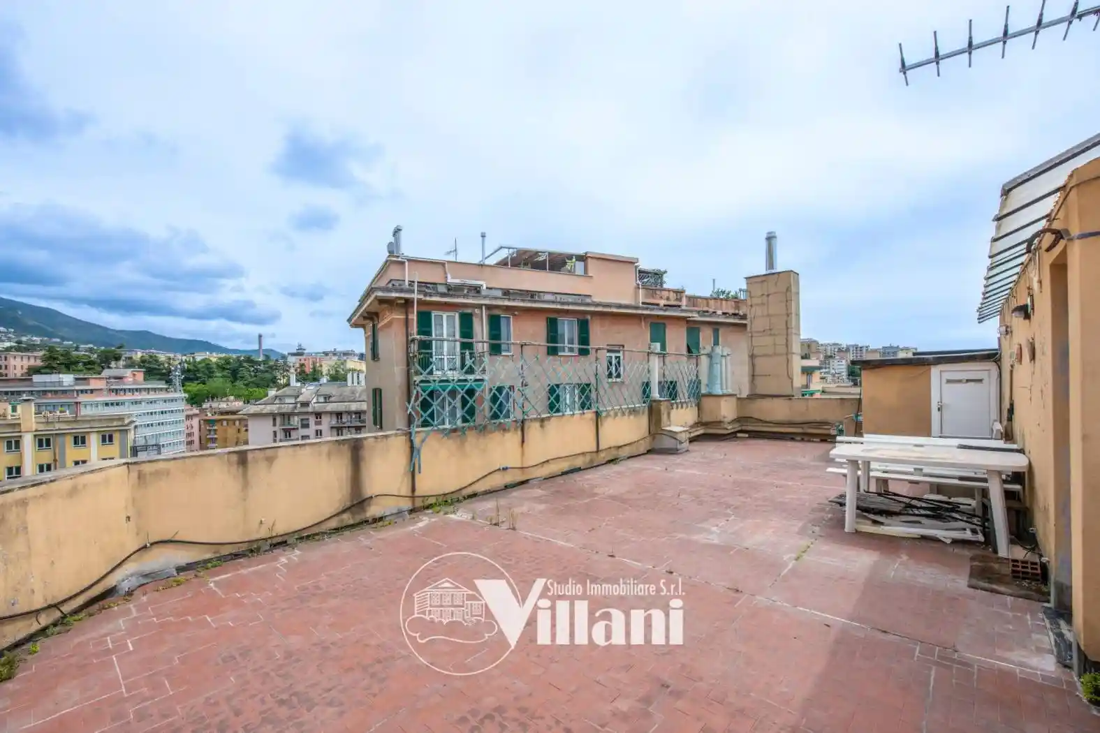 Appartamento in vendita a Genova