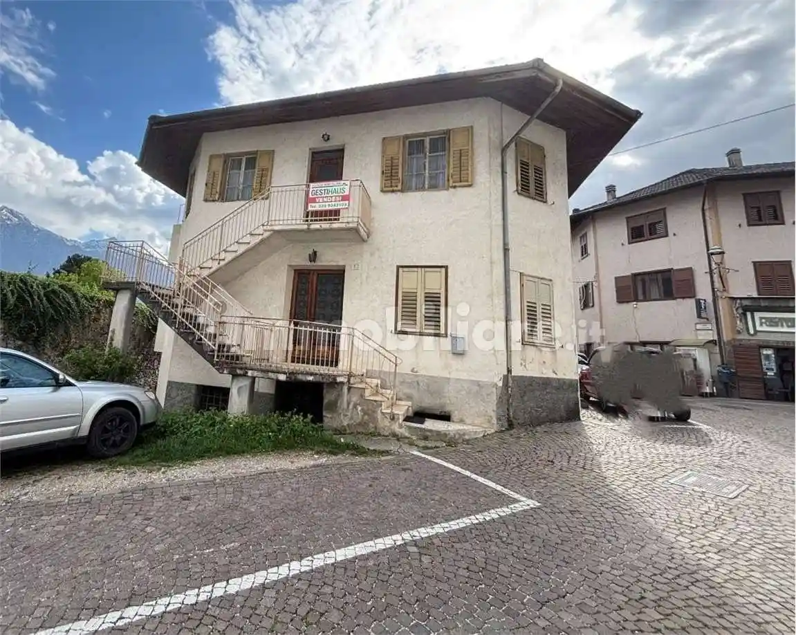 Casa indipendente in vendita a Telve