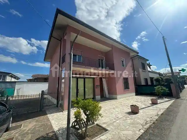 Villa in vendita a Gambettola