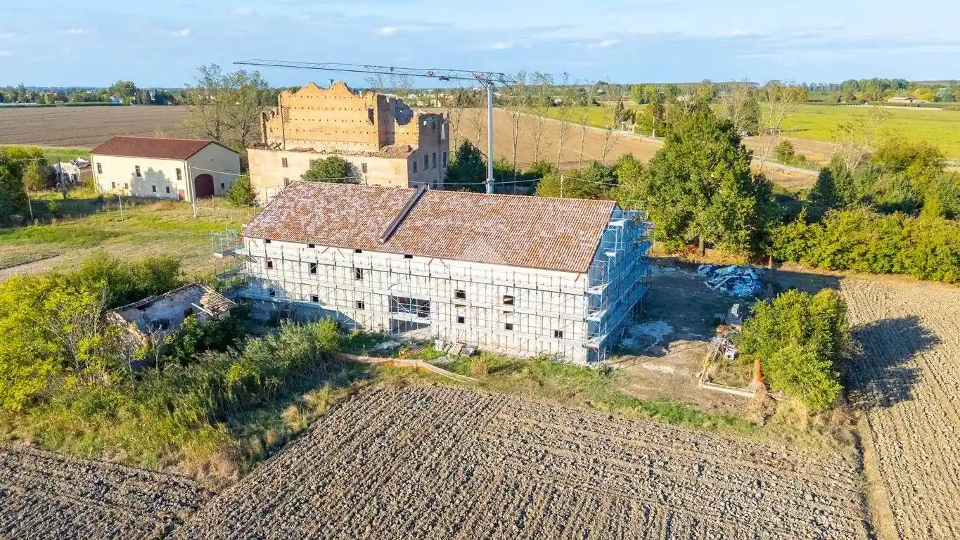 Rustico - Casale in vendita a Novi di Modena