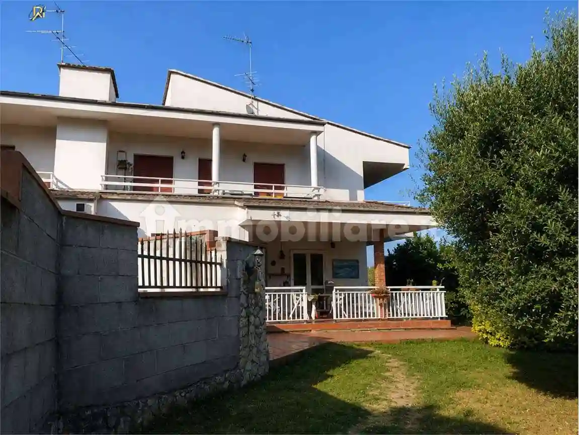 Villetta a schiera - foto 2