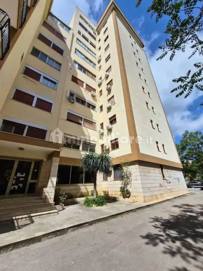 Appartamento in vendita a Palermo