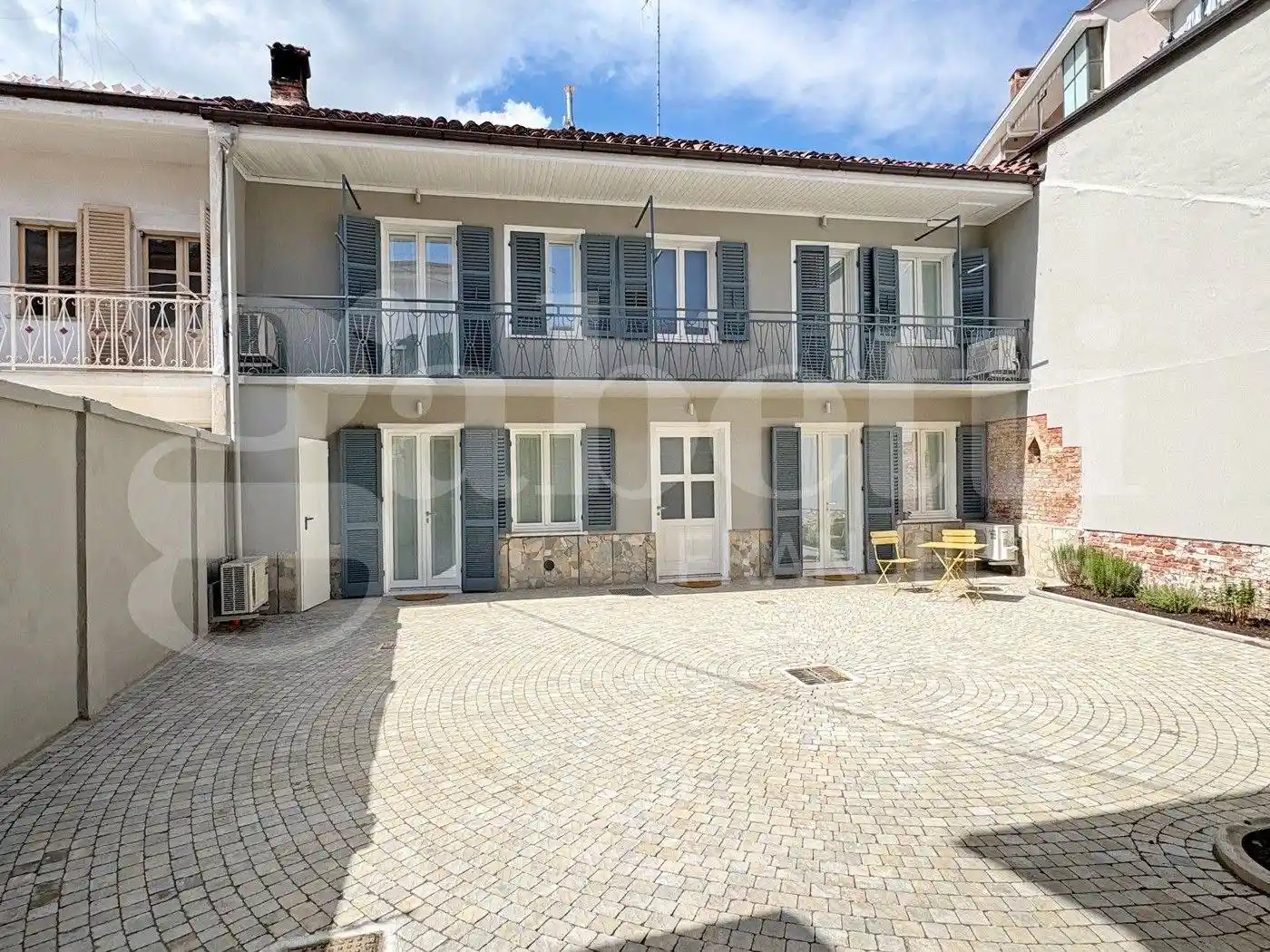 Villa in vendita a Bra