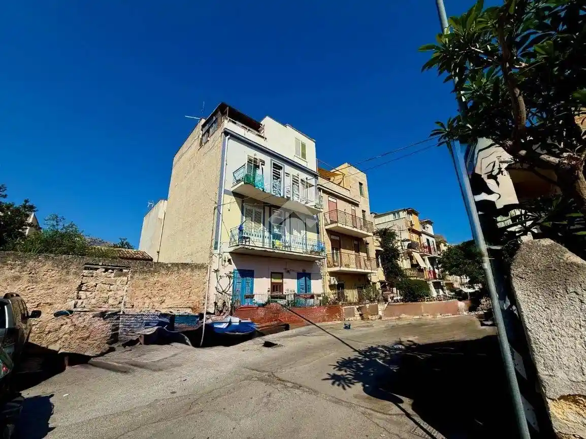 Appartamento in vendita a Palermo
