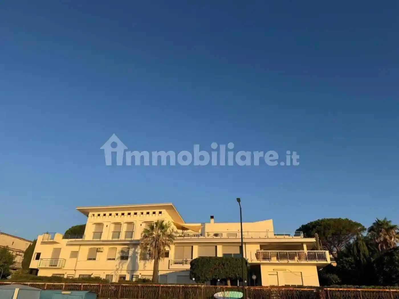 Appartamento in vendita a Monasterace