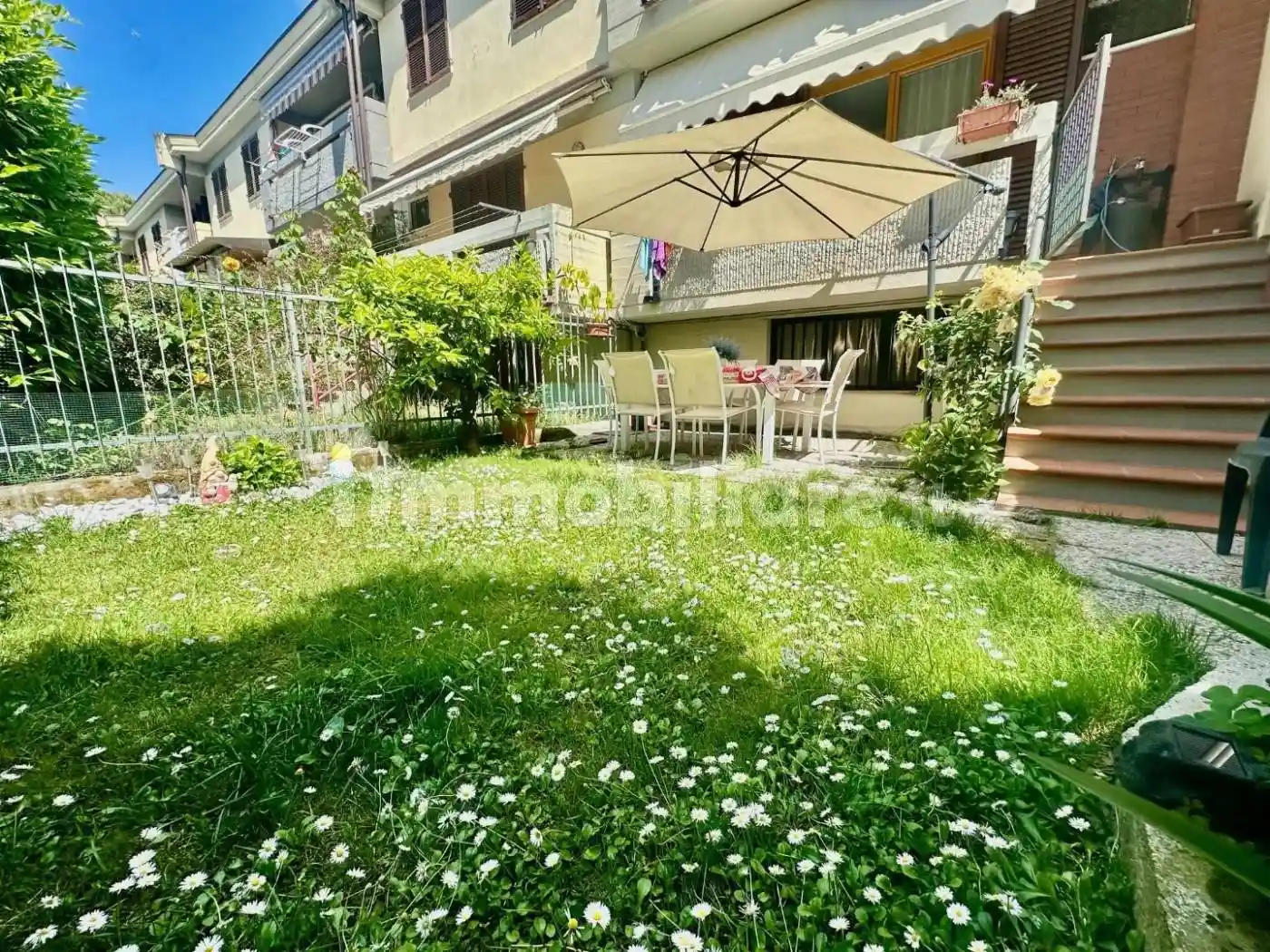 Casa indipendente in vendita a Carrara