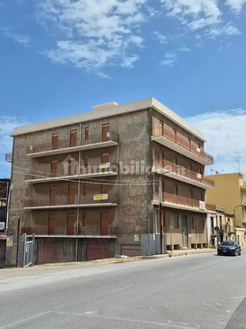 Palazzo - Edificio in vendita a Milazzo