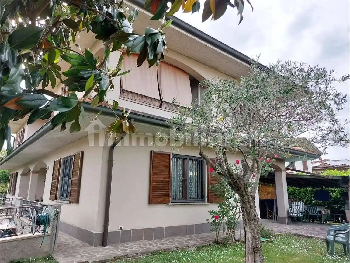 Villa in vendita a Settala