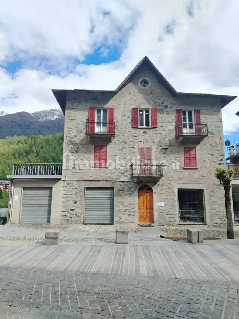 Appartamento in vendita a Chiesa in Valmalenco