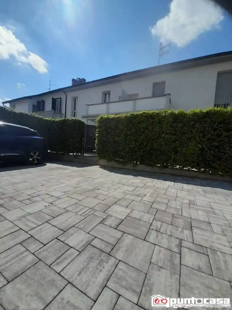 Casa indipendente in vendita a Vimercate