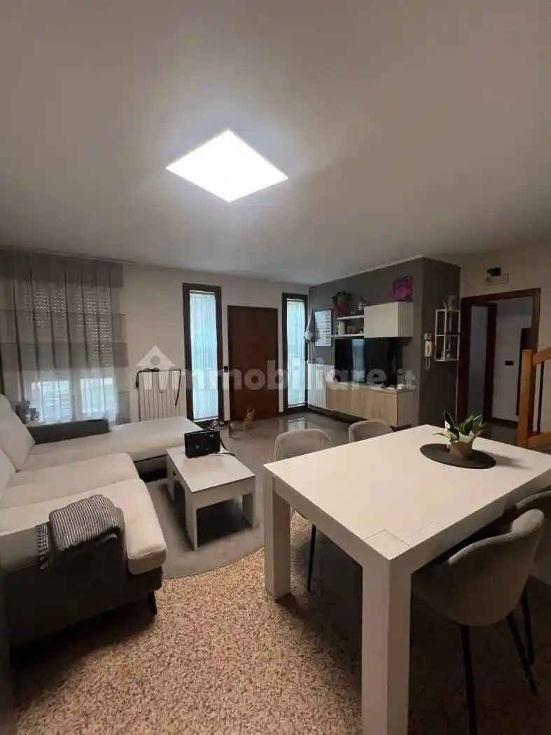 Appartamento in vendita a Camponogara