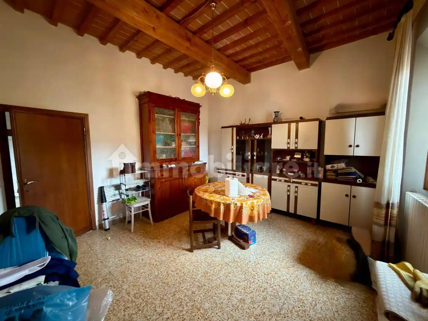 Appartamento in vendita a Capraia e Limite