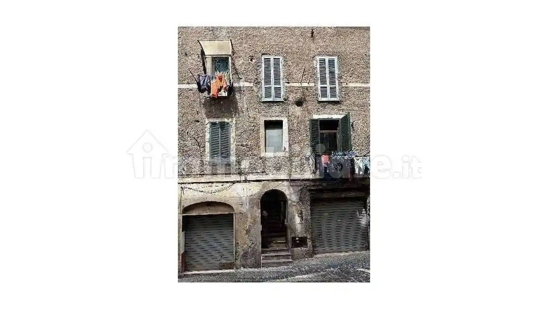 Appartamento in vendita a Cave
