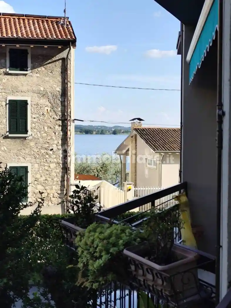 Appartamento in vendita a Predore