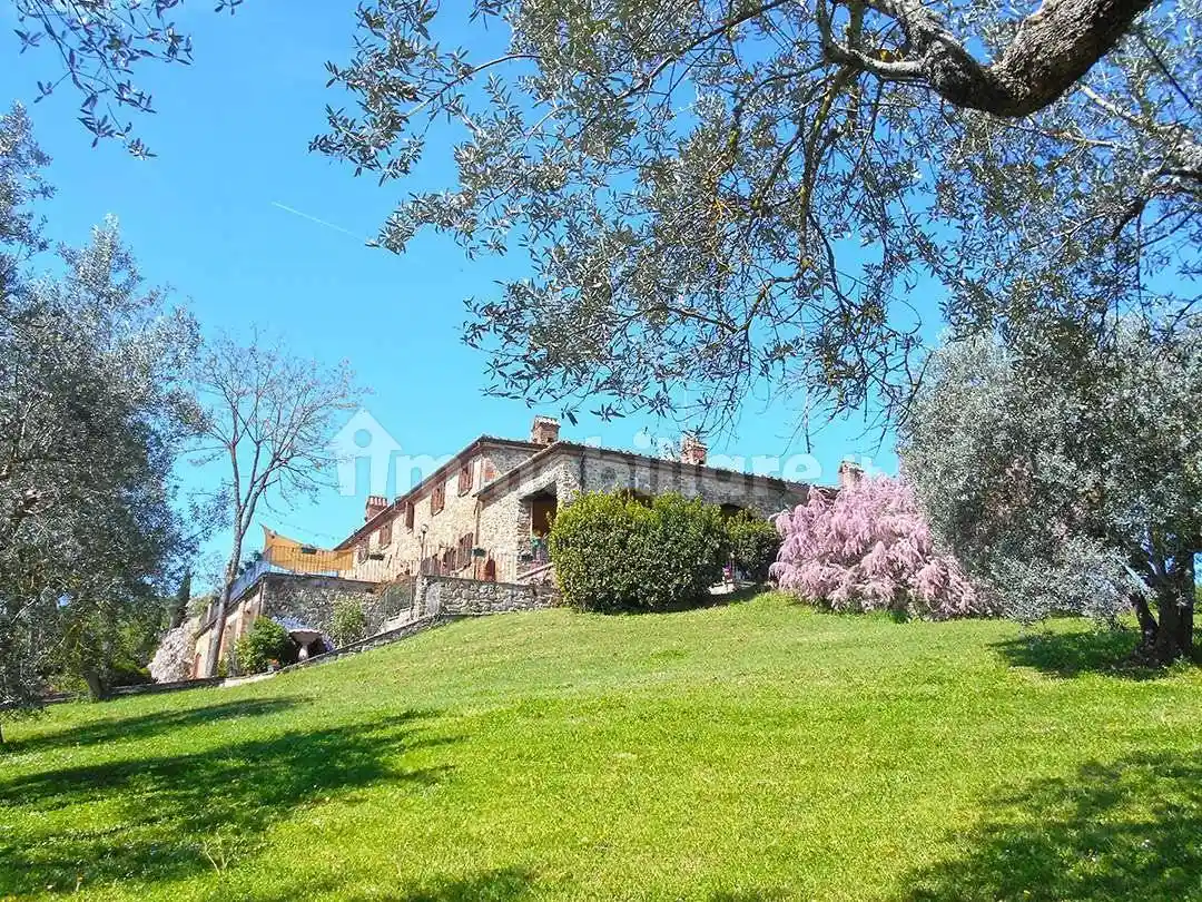 Villa in vendita a Sinalunga