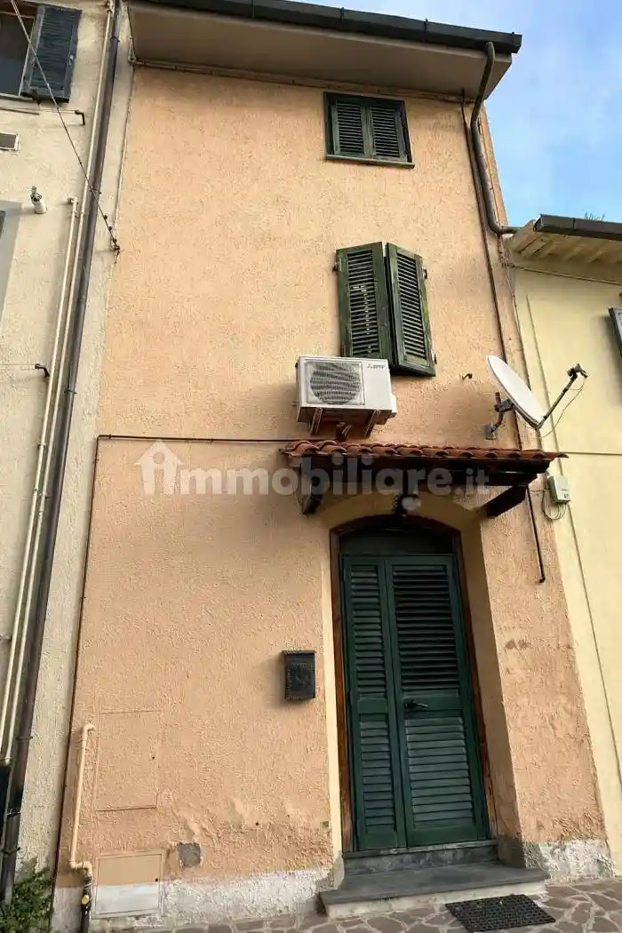 Casa indipendente in vendita a Pisa
