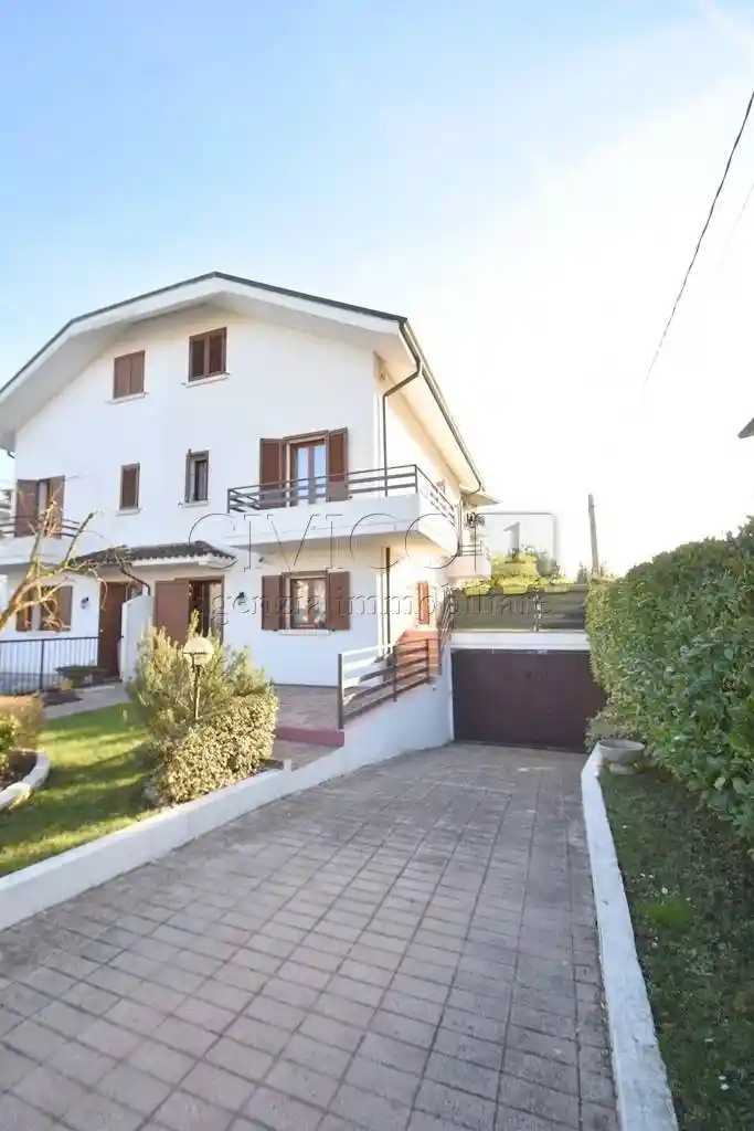 Villa in vendita a Torri di Quartesolo