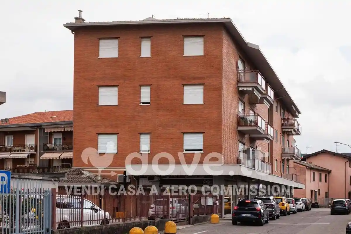 Appartamento in vendita a Bonate Sotto