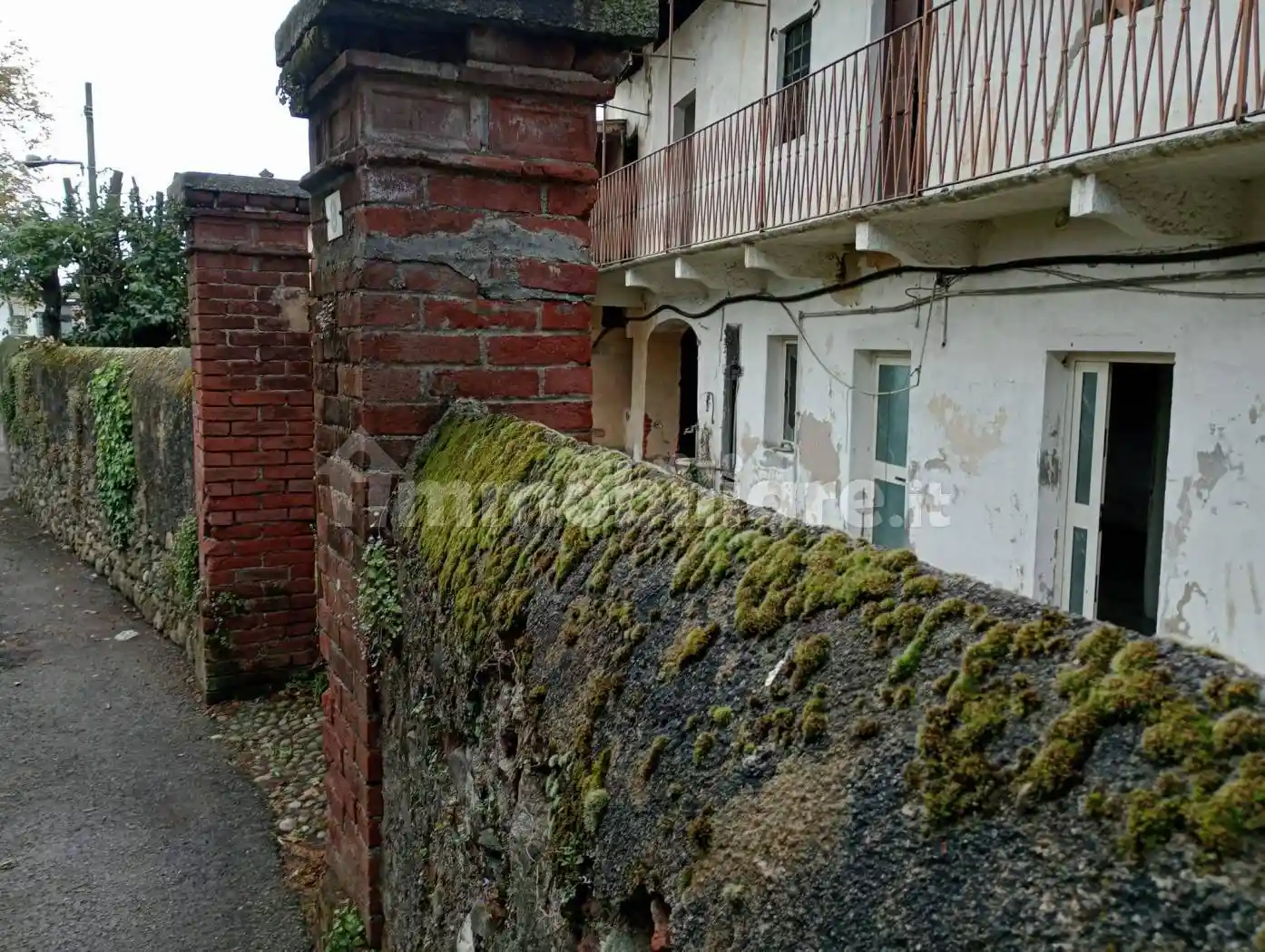 Rustico - Casale in vendita a Varallo Pombia