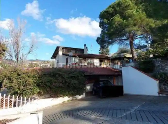Villa in vendita a Diano San Pietro
