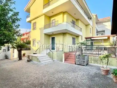 Villa in vendita a Macerata Campania