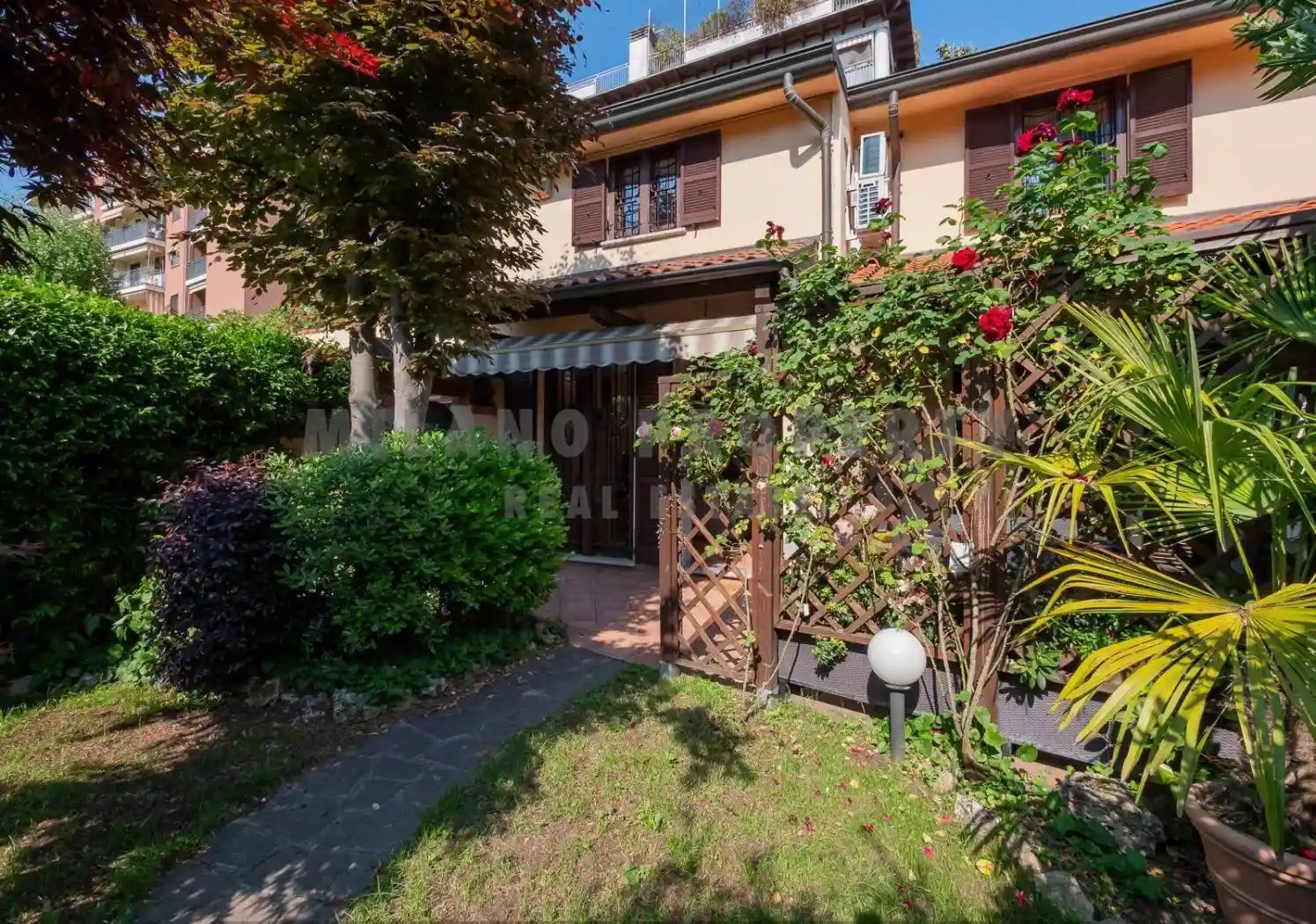 Villetta a schiera in vendita a Milano