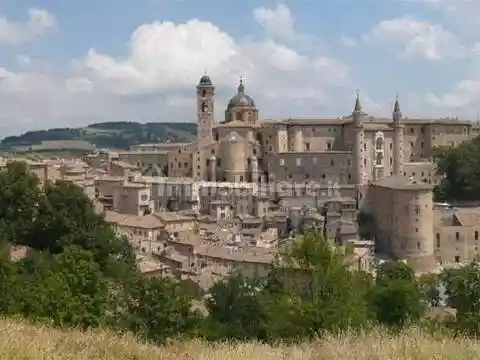 Appartamento in vendita a Urbino