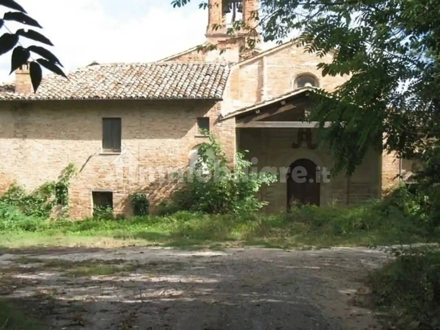 Rustico - Casale in vendita a Urbino