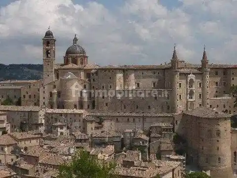 Appartamento in vendita a Urbino