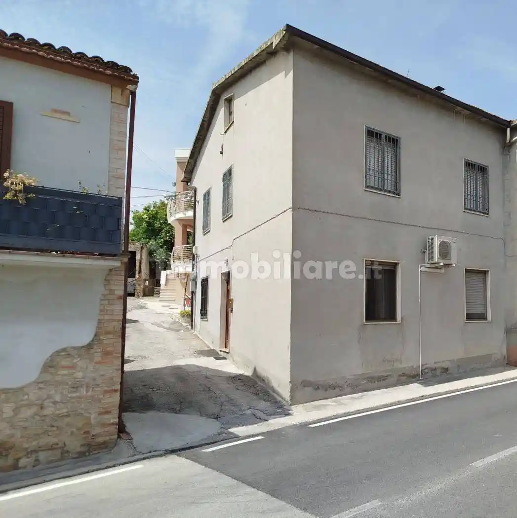 Appartamento in vendita a Notaresco