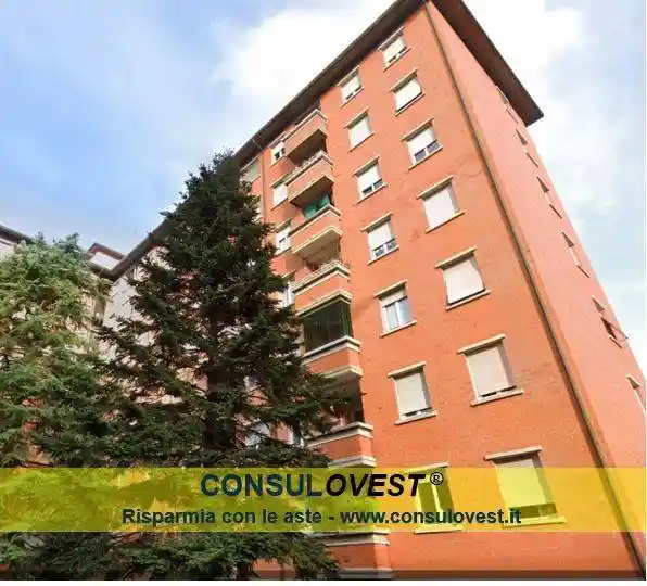Appartamento in vendita a Monza