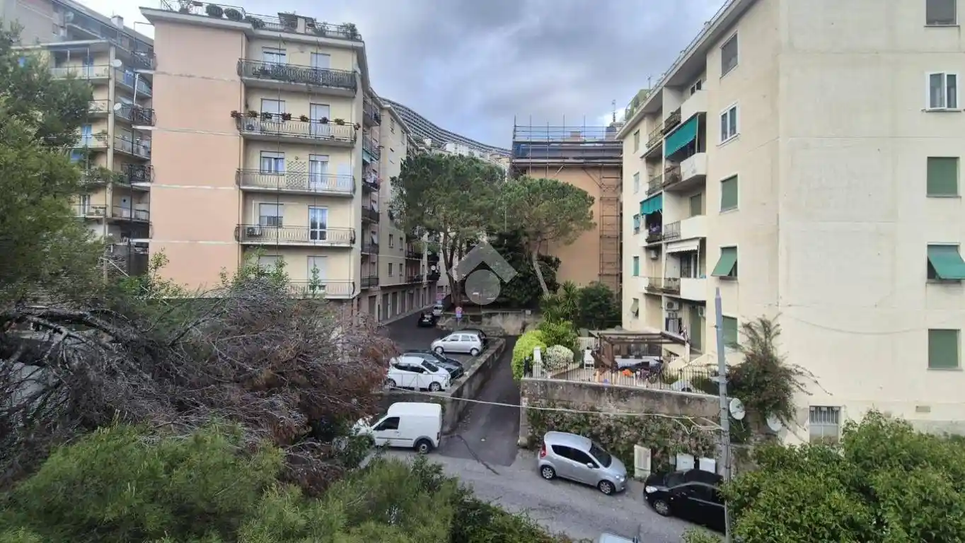 Appartamento in vendita a Genova