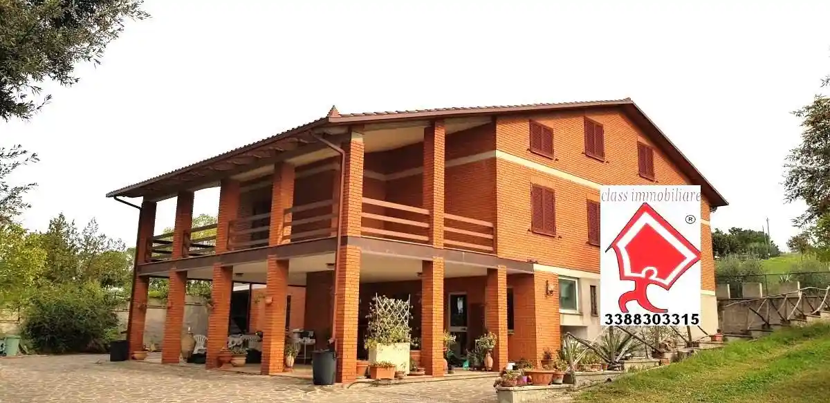 Villa in vendita a Perugia