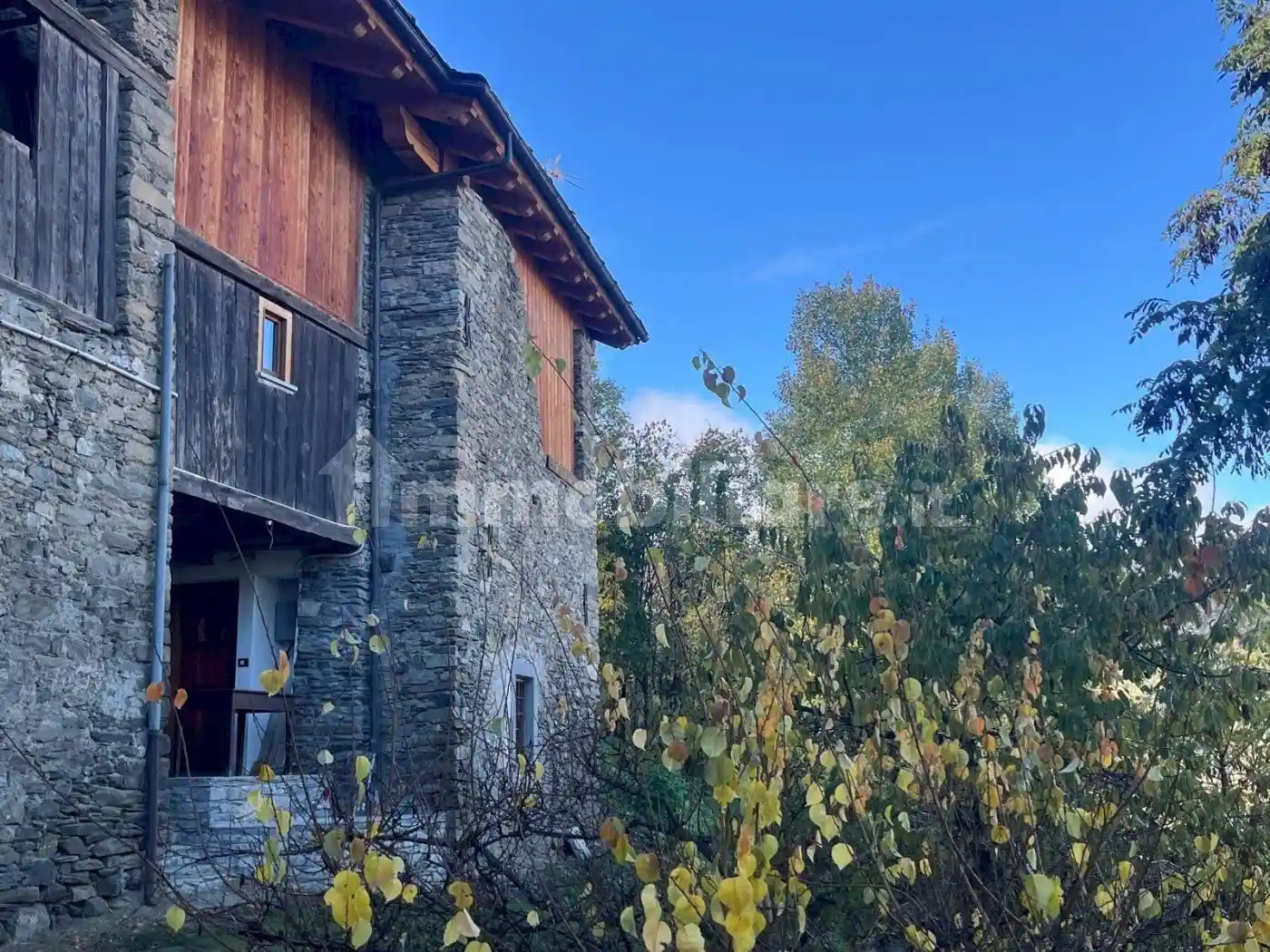 Casa indipendente in vendita a Introd