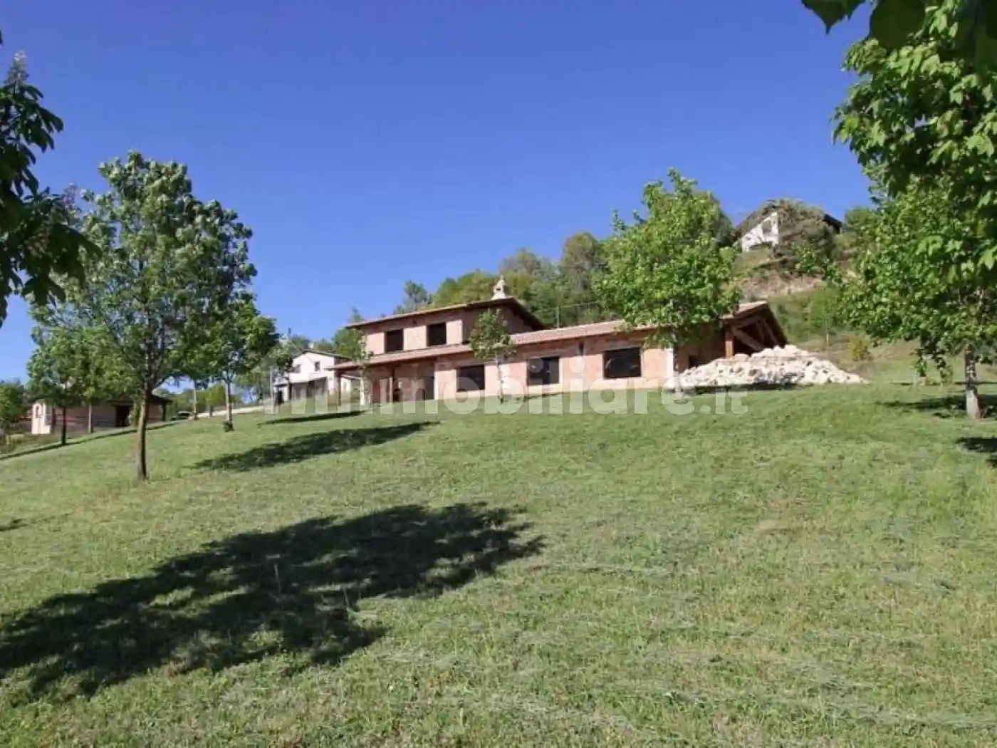 Rustico - Casale in vendita a Rieti