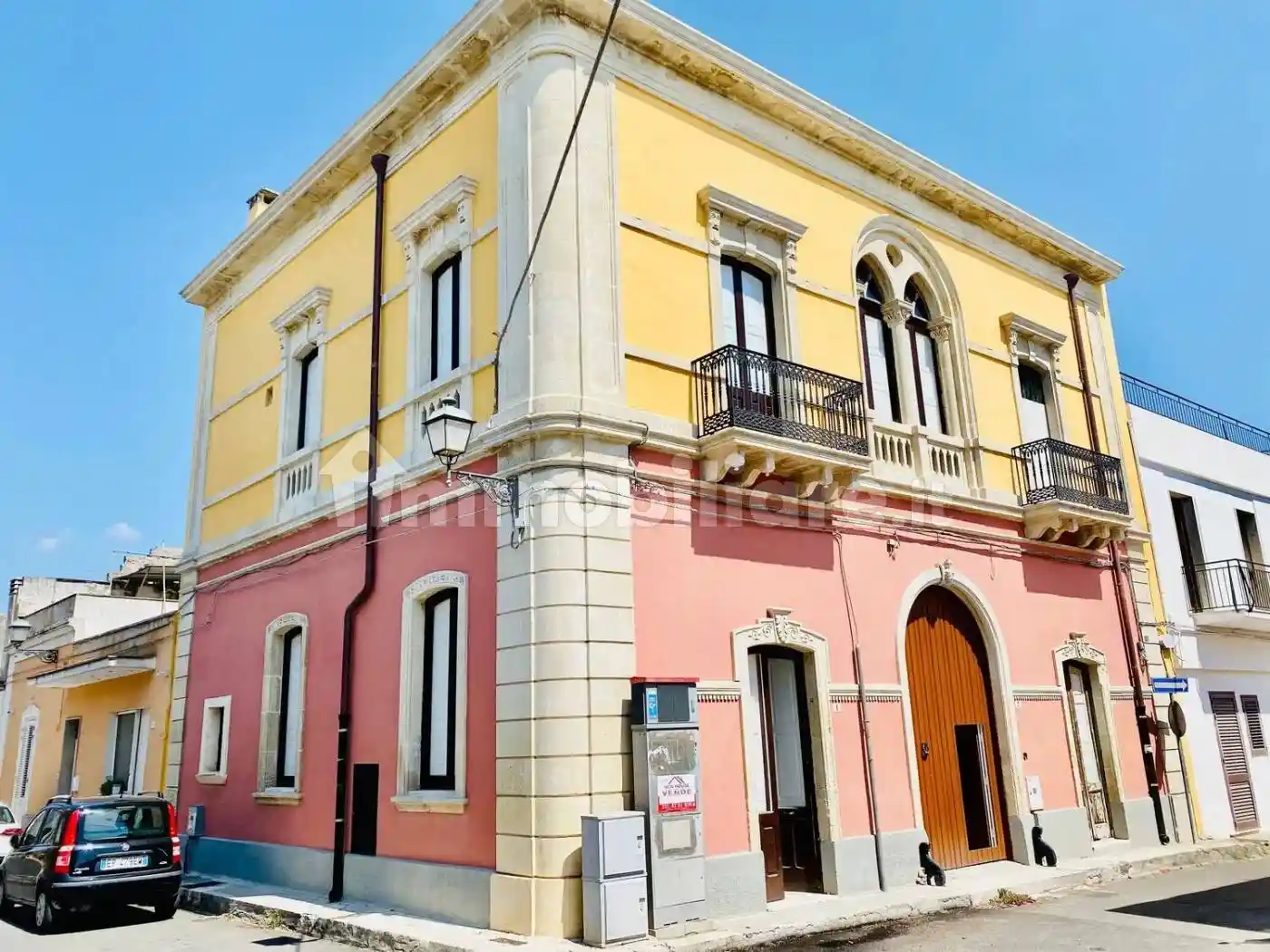 Palazzo - Edificio in vendita a Tricase
