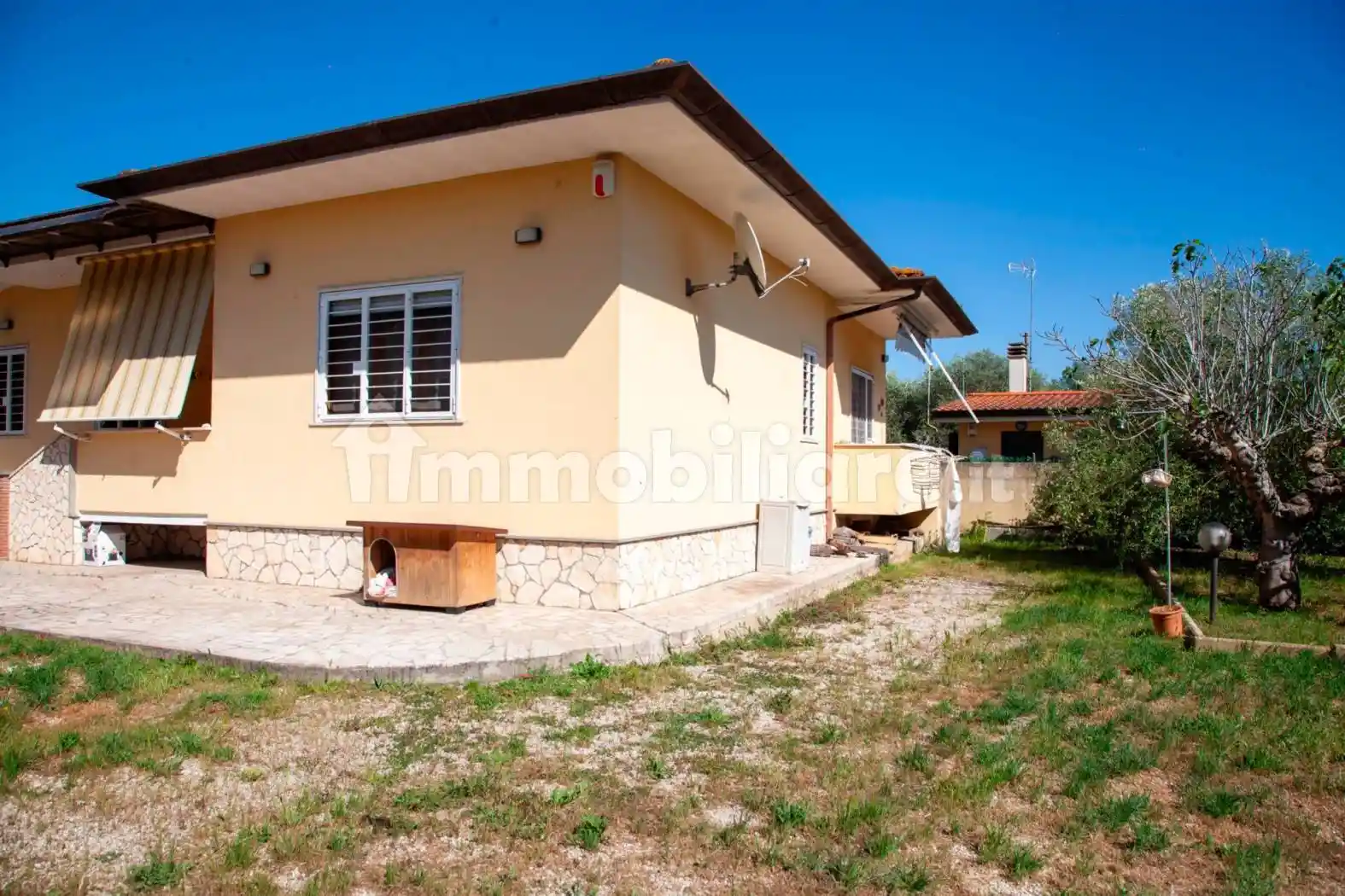 Villa in vendita a Latina