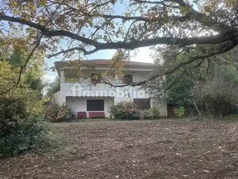 Villa in vendita a Bassano Romano