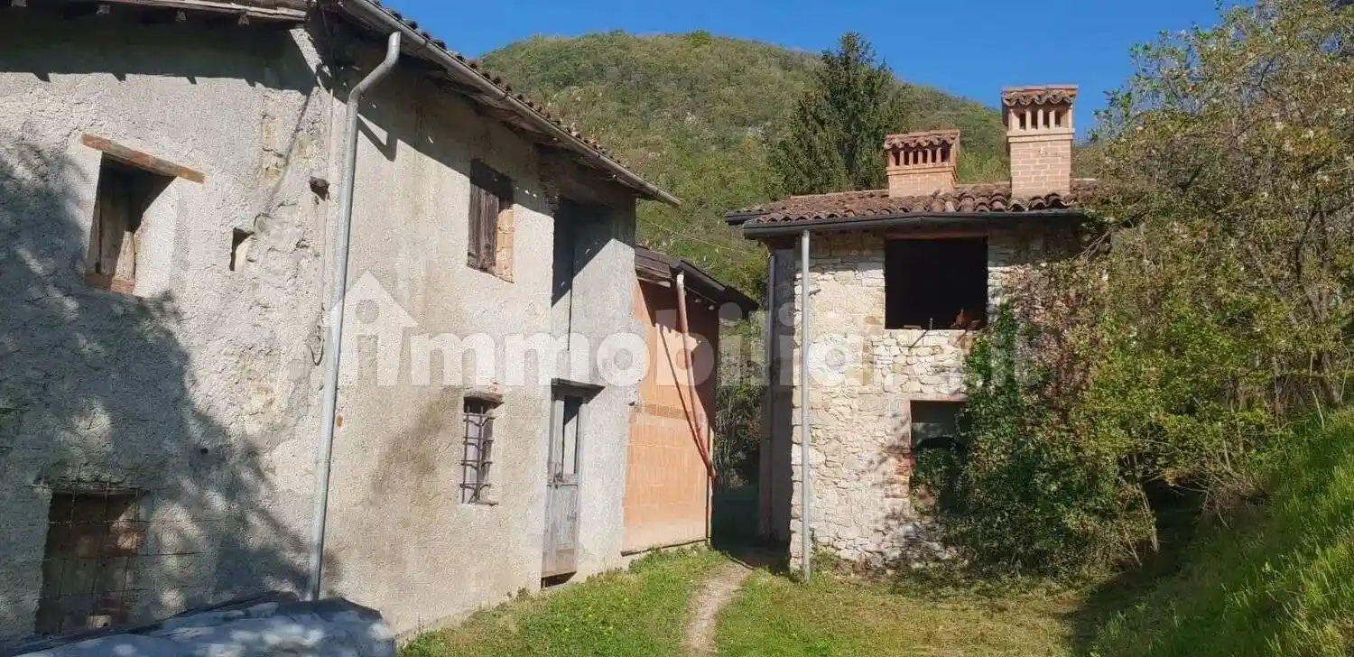 Rustico - Casale in vendita a Bassano del Grappa
