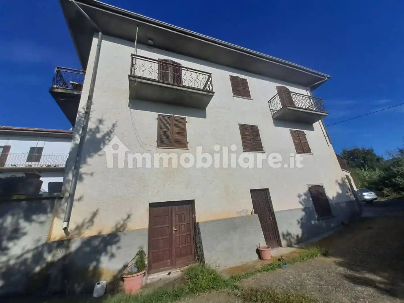 Villa in vendita a Vesime