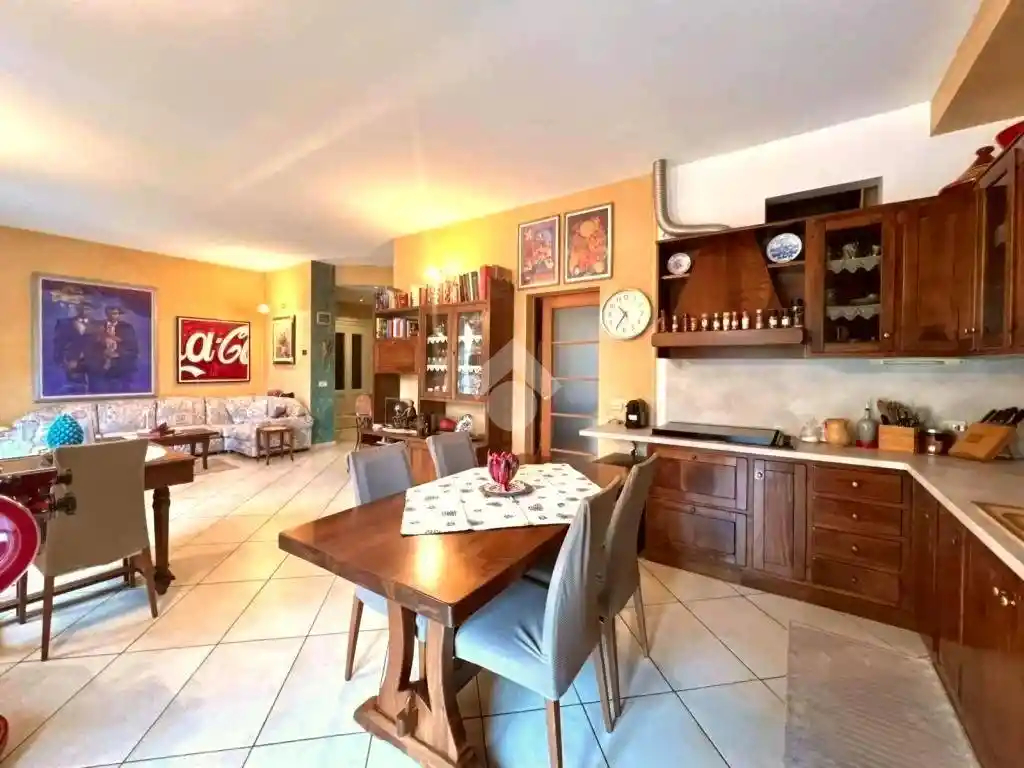 Appartamento in vendita a Alzano Lombardo