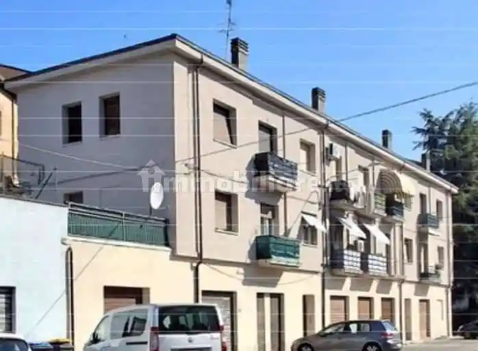 Appartamento in vendita a Modena