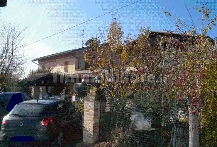 Casa indipendente in vendita a Terre Roveresche