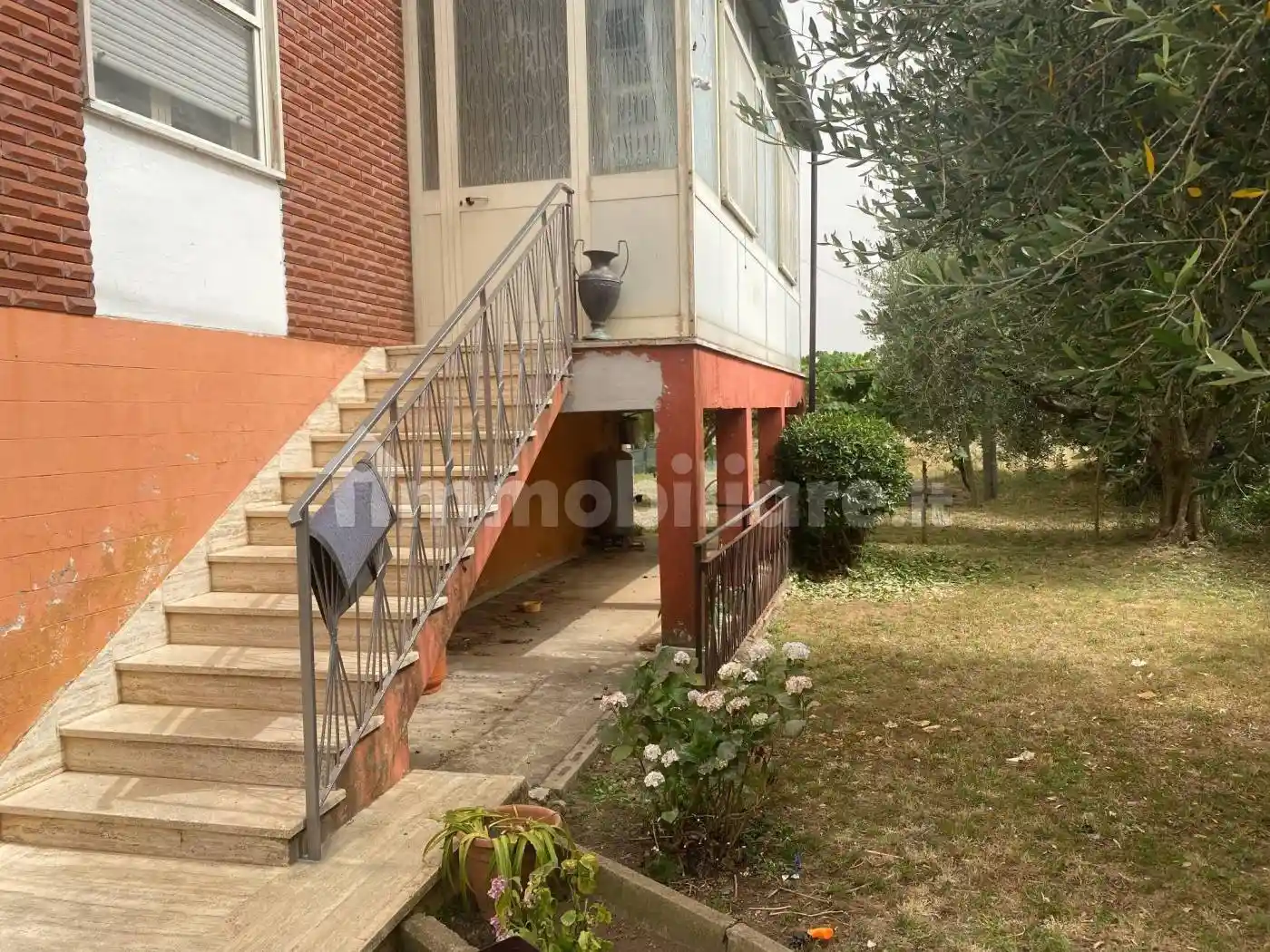 Villa in vendita a Cisterna di Latina