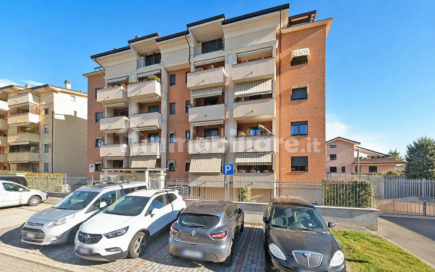 Appartamento in affitto a Saronno