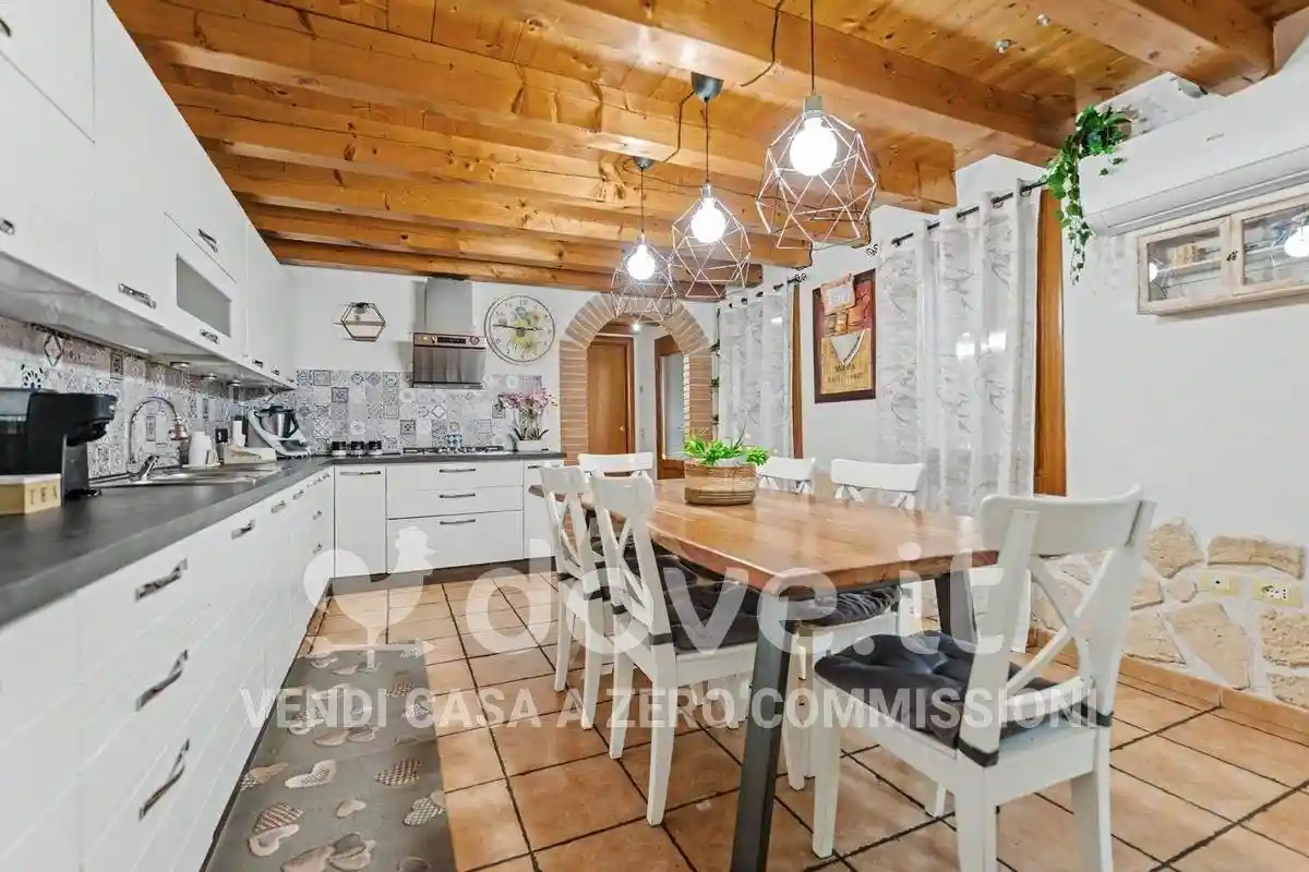 Villa in vendita a Romano d'Ezzelino