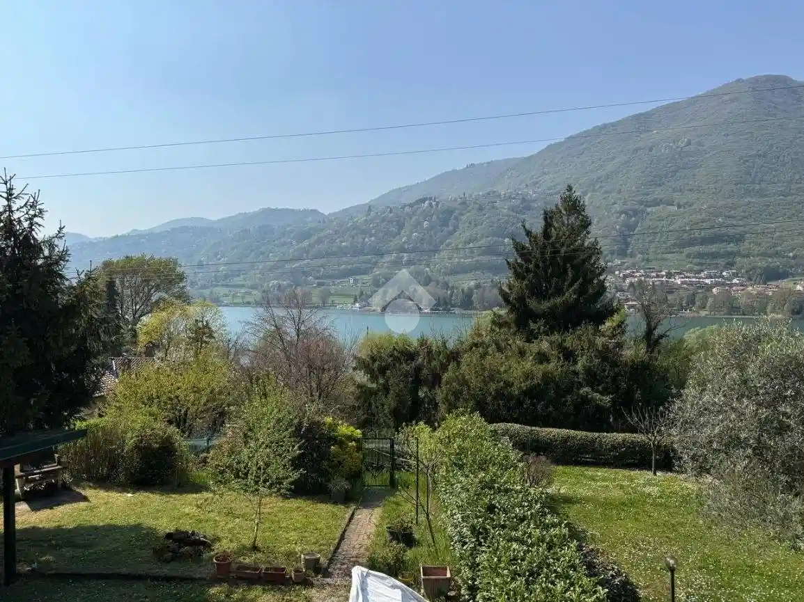 Appartamento in vendita a Monasterolo del Castello