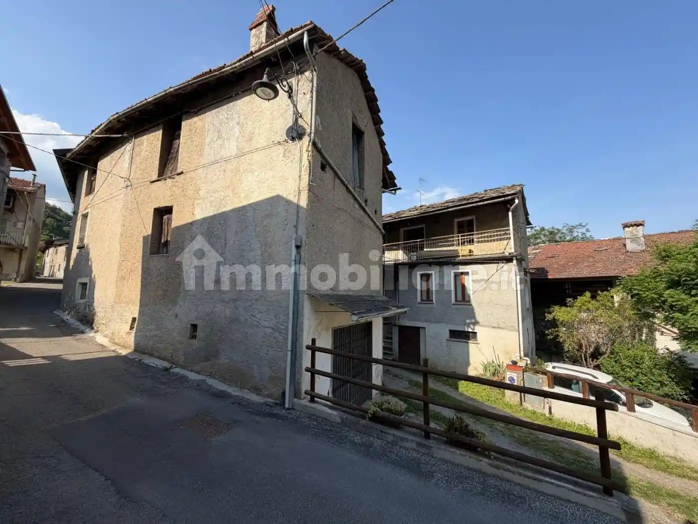 Casa indipendente in vendita a Villar Focchiardo