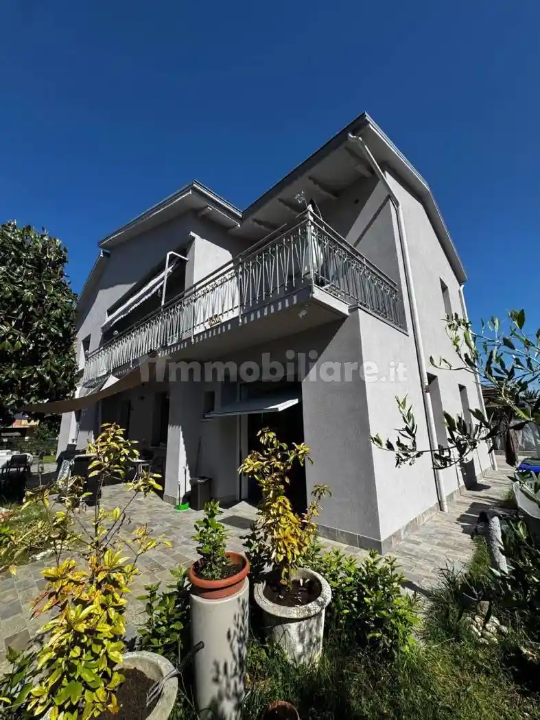 Villa in vendita a Mirandola